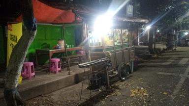 SATE AYAM CAK DI MADURA