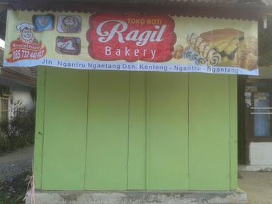 TOKO ROTI RAGIL