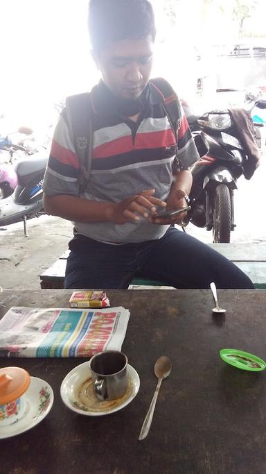 WARUNG KOPI SERBA SERBI