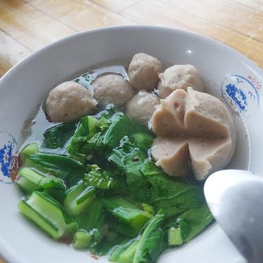 BAKSO MIE AYAM MAS EKO