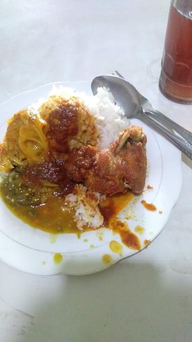 RUMAH MAKAN PADANG SINGGALANG MANGU