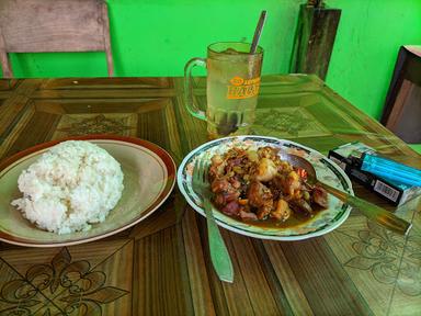 SATE KAMBING PAK TUPAN