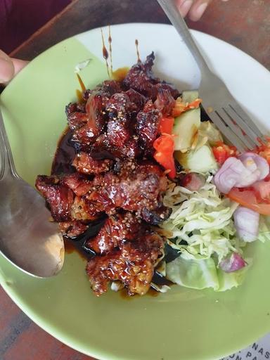 SATE KAMBING TONGSENG GULE TENGKLENG