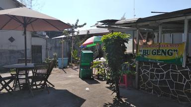 WARUNG BU GENG (LOTEK, PECEL, SOTO)