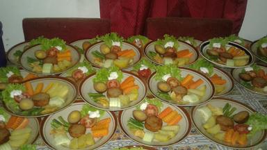 WARUNG GADO2 N SELAT MB DINA