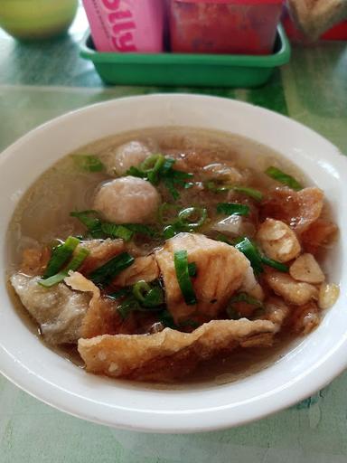 BAKSO KRIKIL PAK PINAL