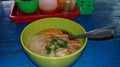 WARUNG SOTO DAGING SAPI DAN AYAM KAMPUNG SRINCE