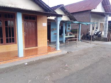 WARUNG TENGAH SAWAH BU SEMI