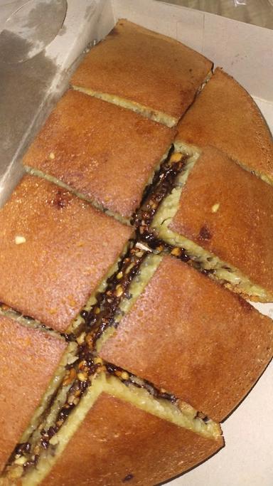 MARTABAK TOP BANDUNG FERRI