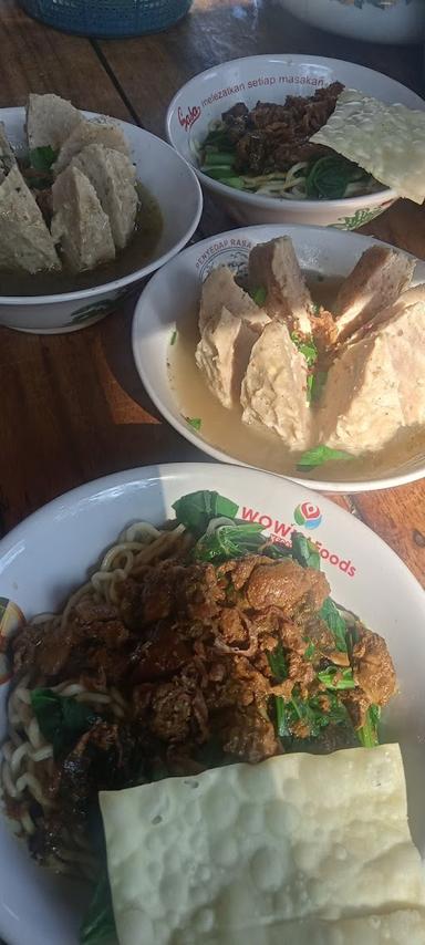 MIE AYAM & BAKSO LEGOWO