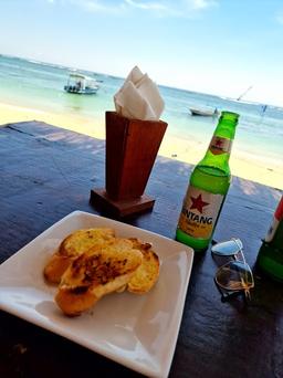 Photo's Mola Mola Classic Warung & Beach Bar