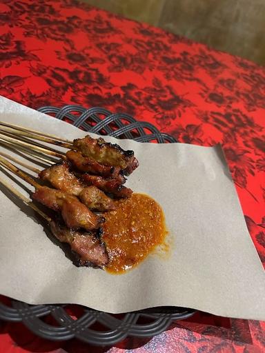 SATE BABI BAWAH SORONGAN