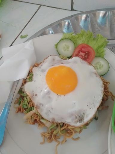 WARUNG MAKAN RJ