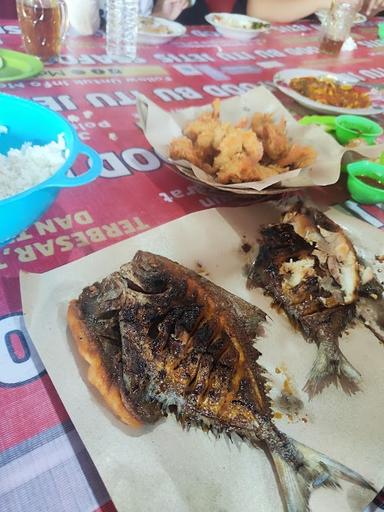 WARUNG SEAFOOD BU ITU