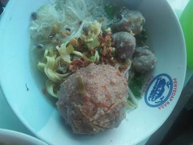 MIE BAKSO DUA DARA