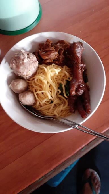 BAKSO NGUDI ROSO SOLO