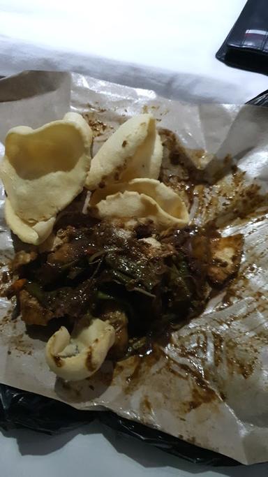 RUJAK ULEK & LONTONG MIE MBAH NIAH