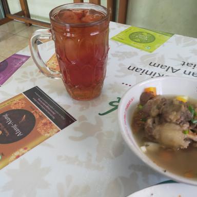 SOP BUNTUT POJOK KALI JEMBATAN MERAH/MAK TUN