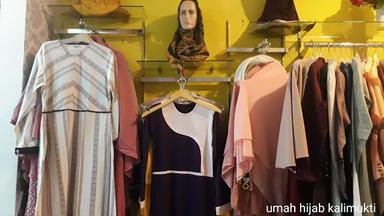 UMAH HIJAB PIPIT PUNYA