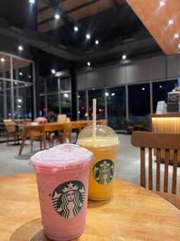 Photo's Starbucks Rest Area Km 456