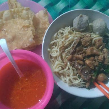 MIE AYAM PENYET SEMAR