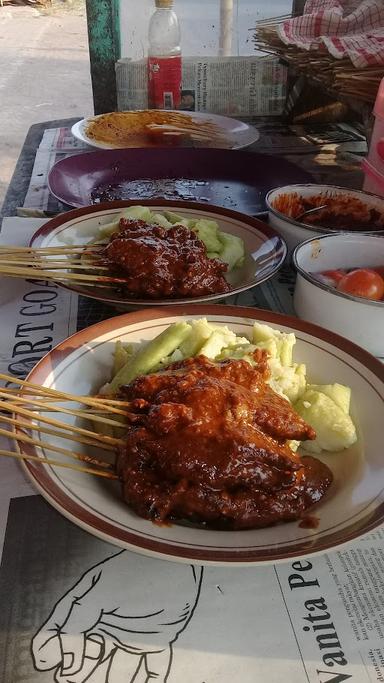 SATE AYAM NENG YANI