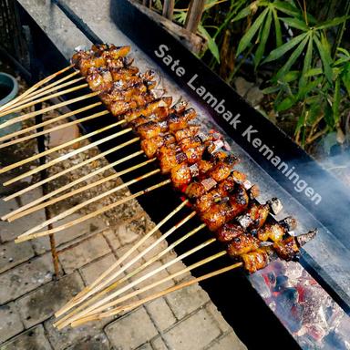 SATE LAMBAK SAPI KEMANINGEN