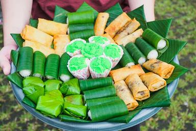 KUE IBU NYAI ROS