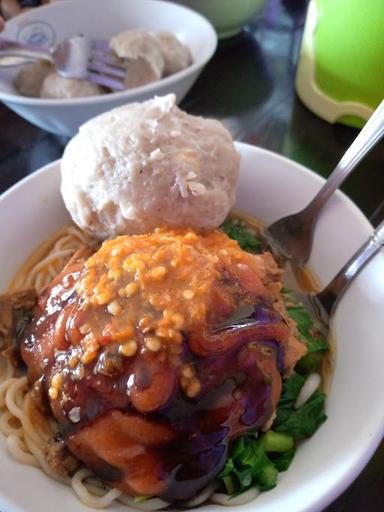 MIE BAKSO DAN MIE AYAM DURIAT