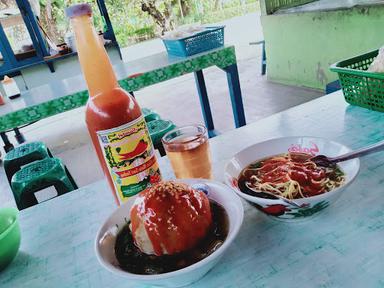 MIE BAKSO BABAT MANG DEDI