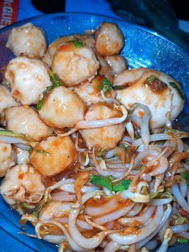 MIE BAKSO HAIKAL MANG GINO