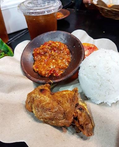 WAROENG RAJA SAMBAL