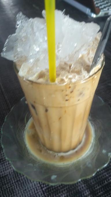 WARUNG KOPI UNI EPI