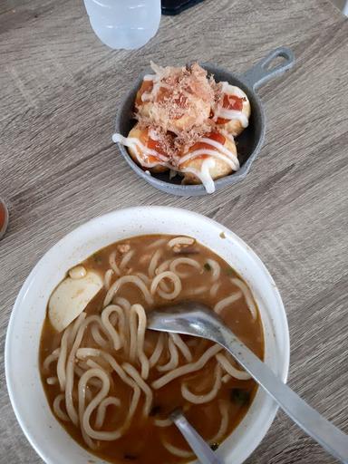 KEDAI MIE RAMEN AOTORI DAMAR