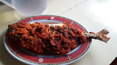 IKAN BAKAR DOBI