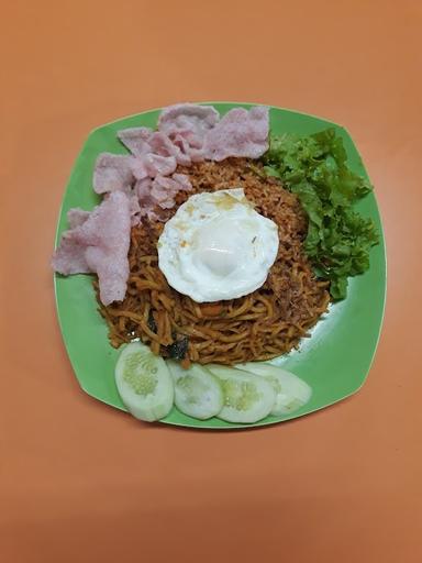 BOFET KELUARGA NASI GORENG PATAI