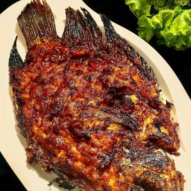 IKAN BAKAR PAK JHON