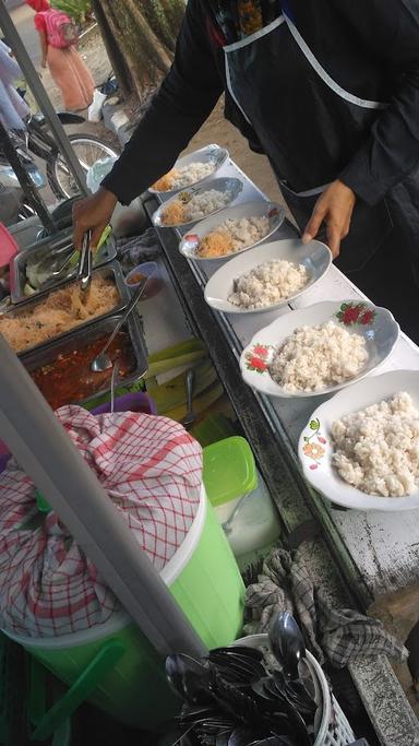 LONTONG & NASI UDUK MEDAN