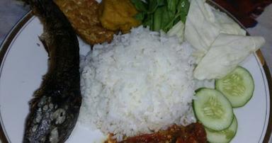 PECEL AYAM ASIFA