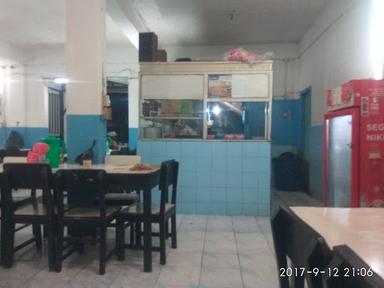 RUMAH MAKAN & AMPERA BERINGIN JATI