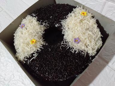 YULI CAKE