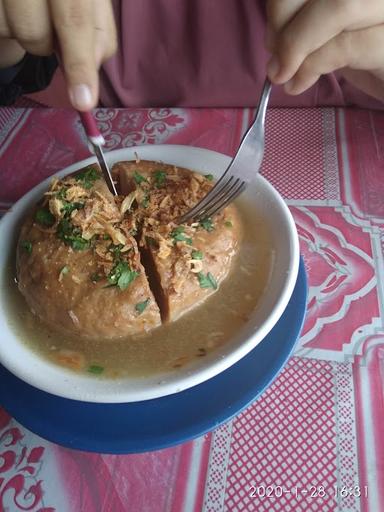 BAKSO LAVA MR. YANPO PADANG