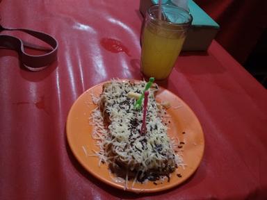 ROTI BAKAR IBU IIS