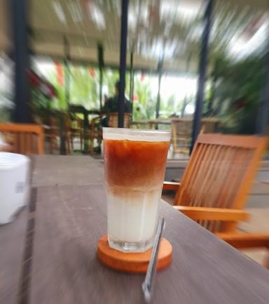 CAFE SANUR