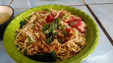 BAKMI JLN K