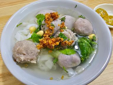 BAKSO PONTIANAK 888