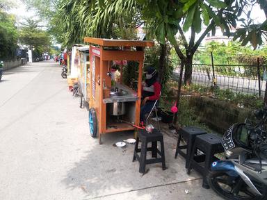 MIE AYAM RANJAU PADEMANGAN