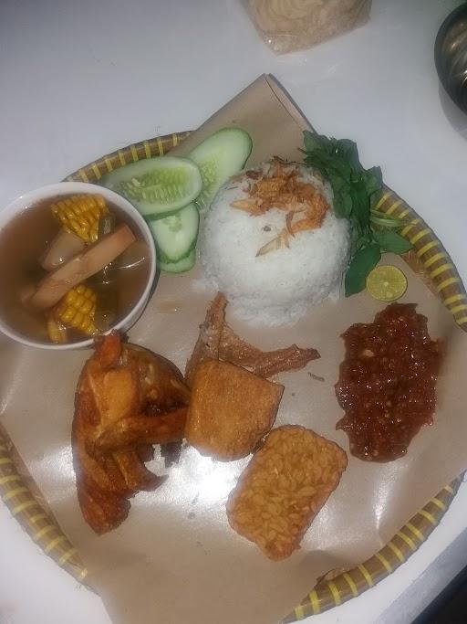 SOKER SOTO AYAM CEKER