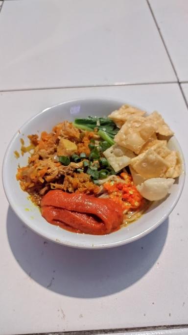 KEDAI MIE MBAK RAS