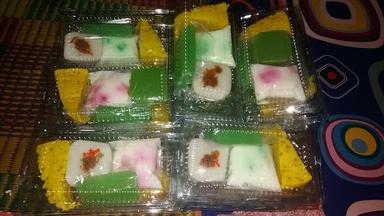 KUE TRADISIONAL MAK ENCIH